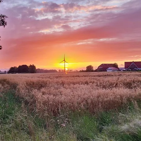 Luettje Meerzeithuus * Carolinensiel